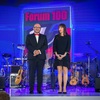 Andrzej Gantner, dyrektor generalny, członek zarządu PFPŻ ZP oraz Agnieszka Kępińska-Sadowska, członek zarządu PFPŻ ZP - prowadzący Galę Forum 100