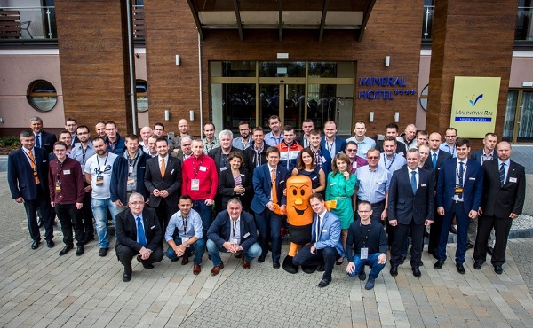 Jeste�my close to you1